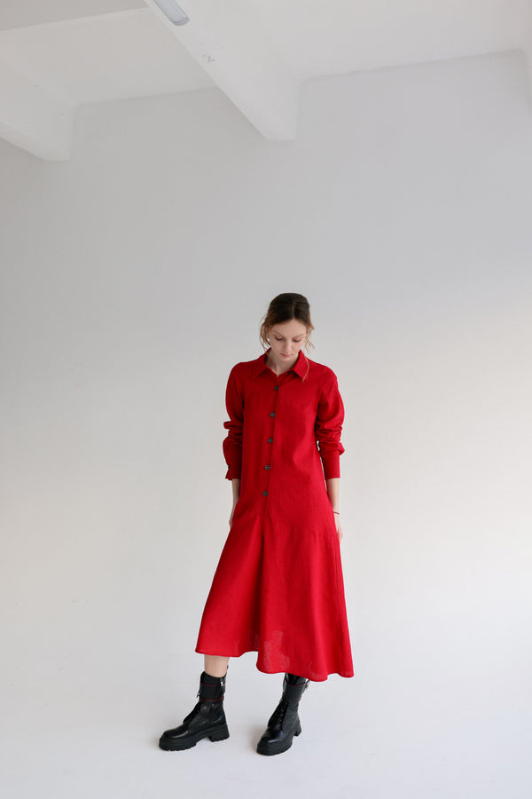 Linen dress in red