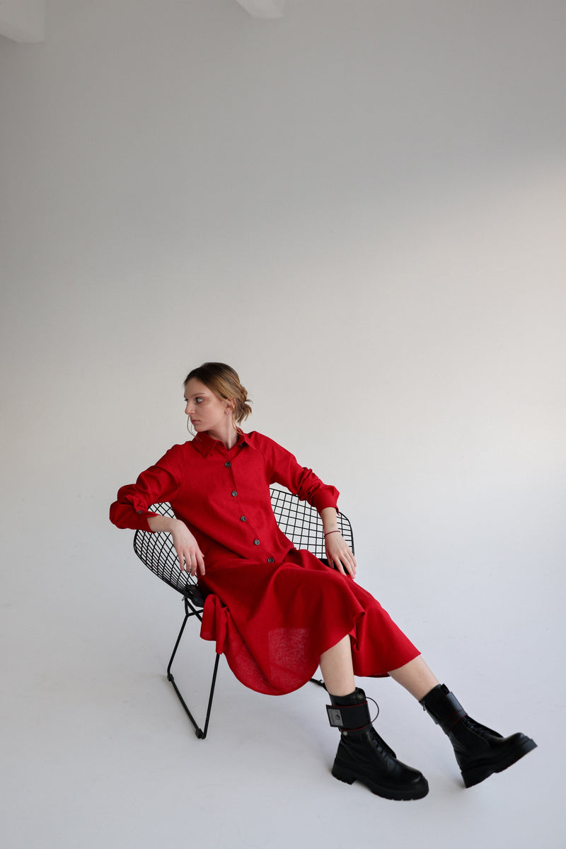 Linen dress in red